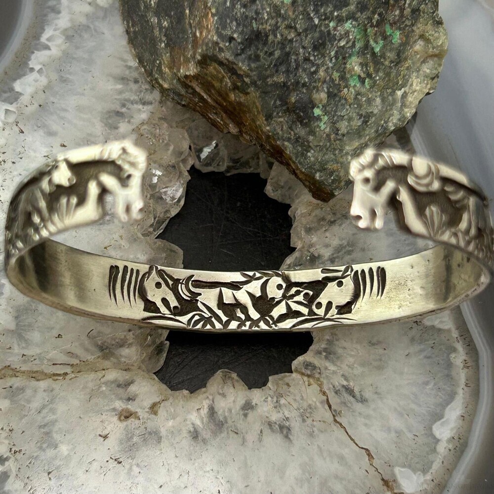 Lloyd Becenti Native American Sterling Horses in The Wild Storyteller Bracelet#1 - Picture 7 of 10